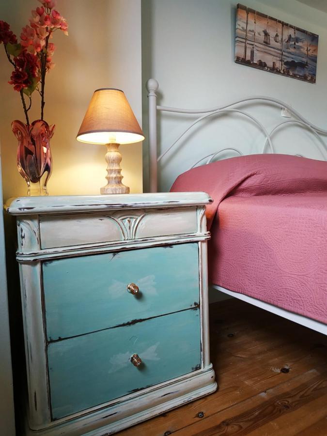 Maria Guesthouse Aliveri Bagian luar foto