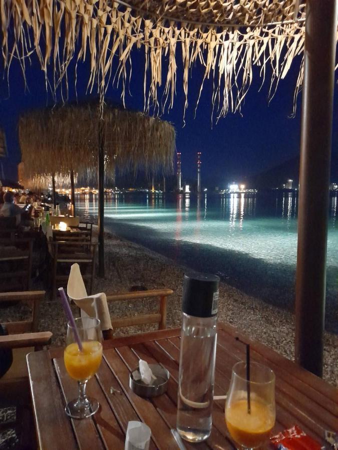Maria Guesthouse Aliveri Bagian luar foto